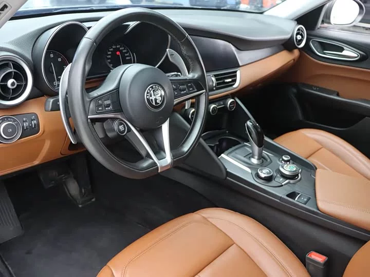 alfa romeo Giulia Juliet