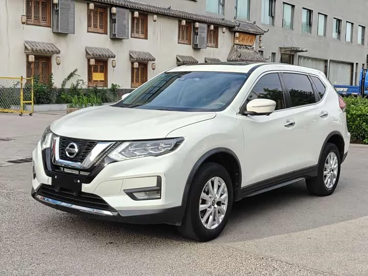 Nissan Qijun