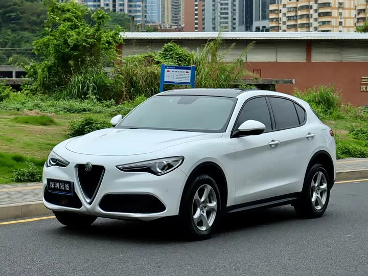 alfa romeo Stelvio