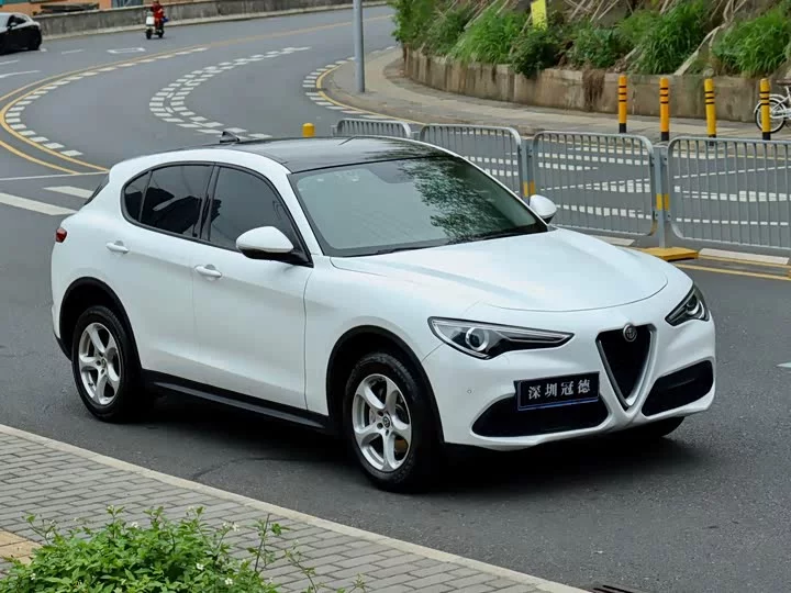 alfa romeo Stelvio