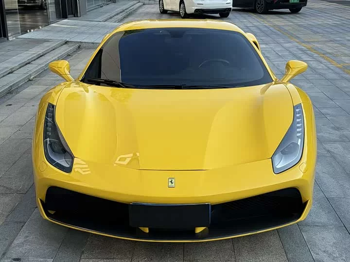 ferrari 488