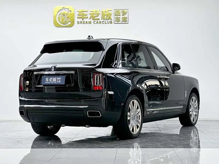 Rolls Royce Cullinan