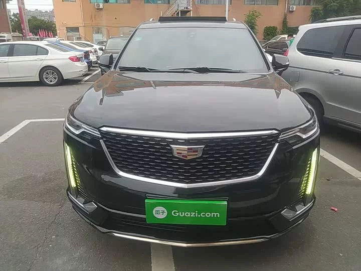 Cadillac XT6