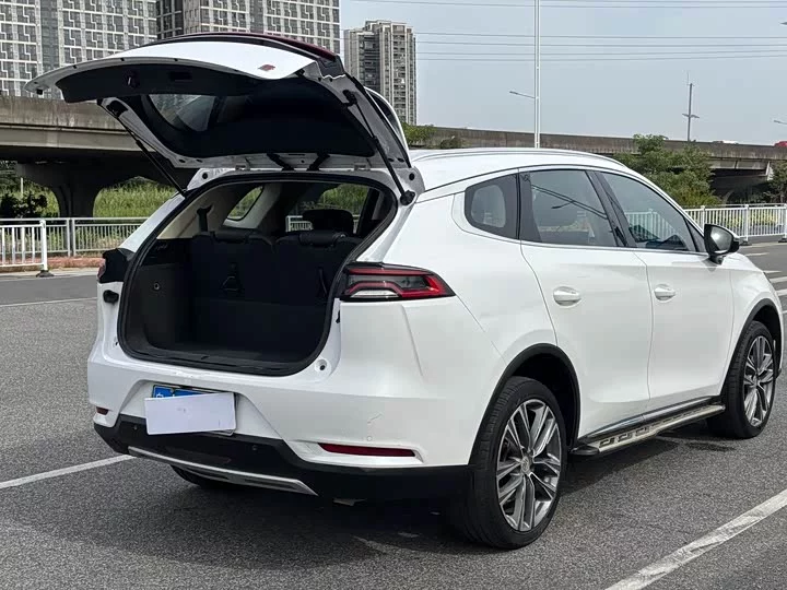 BYD Tang