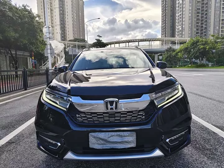 Honda Crown Road
