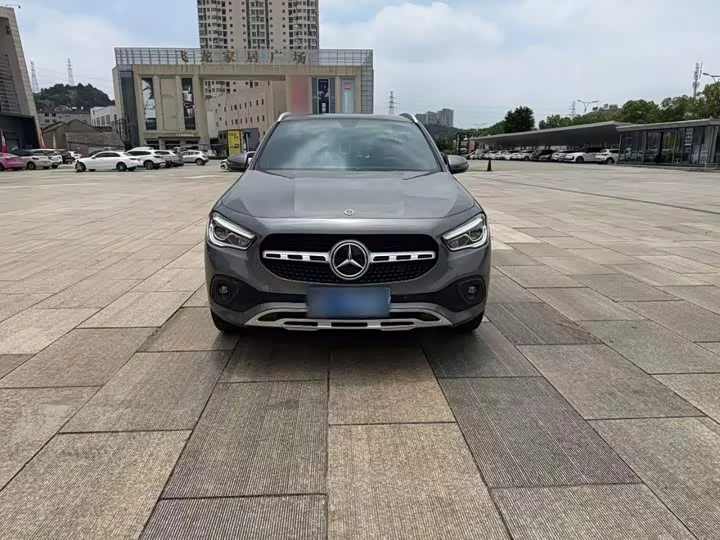 Mercedes-Benz GLA