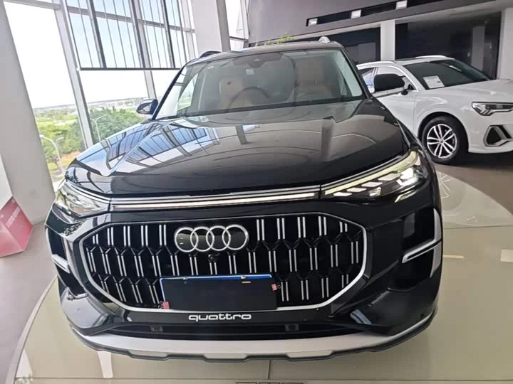 Audi Q6