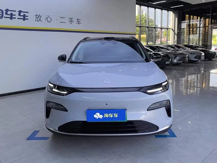Leapmotor Zero running C11