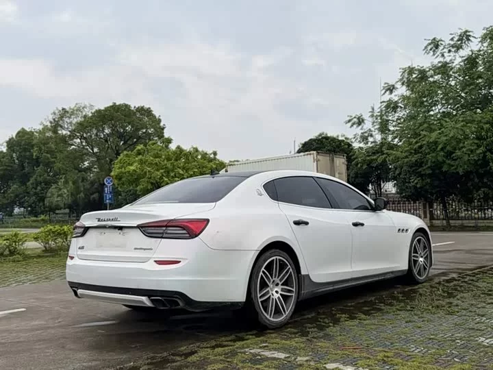 Maserati President