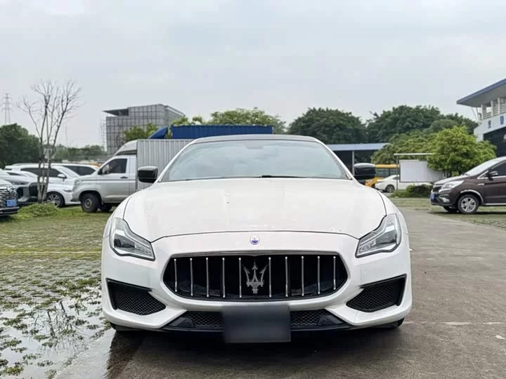 Maserati President