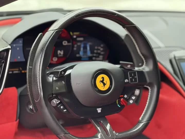 ferrari Roma