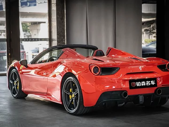 ferrari 488