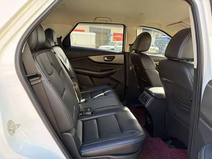 Dongfeng Scenery S560