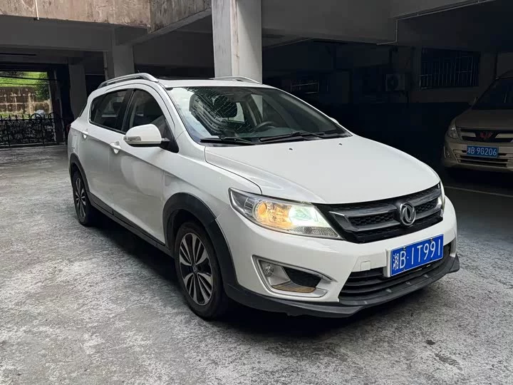 Dongfeng AX3
