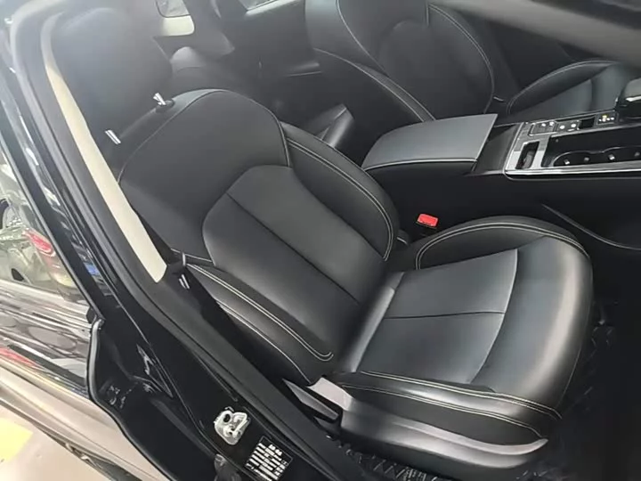 Roewe RX5