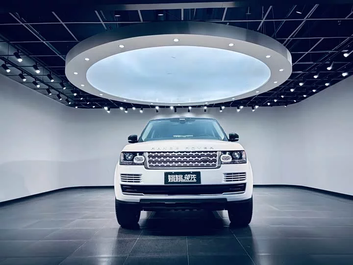 Land Rover range rover