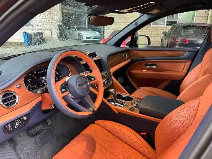 Bentley Bentayga