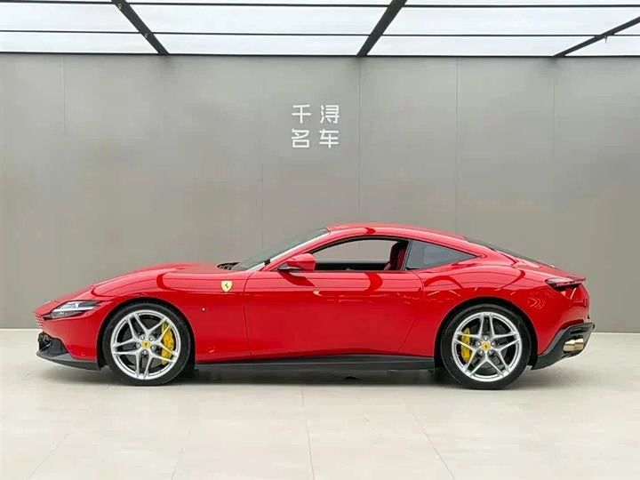ferrari Roma