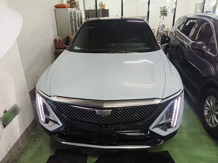 Cadillac IQ Ruige