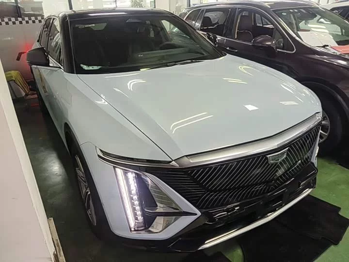 Cadillac IQ Ruige
