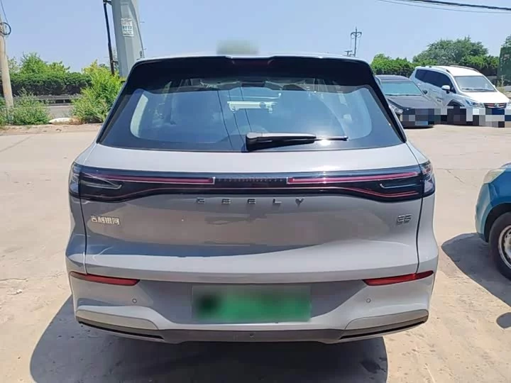 Geely Galaxy E5