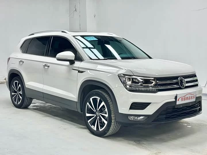 Volkswagen Tharu