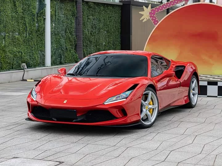 ferrari F8