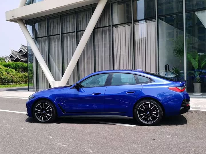 BMW i4 M