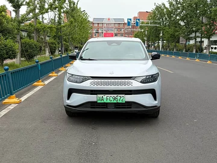 Leapmotor Zero running C11
