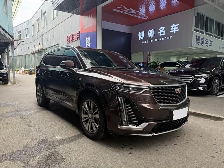 Cadillac XT6