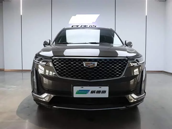 Cadillac XT6