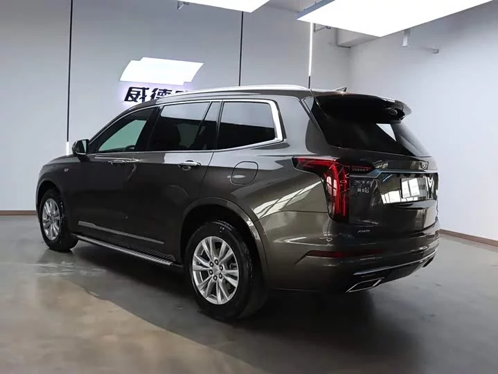 Cadillac XT6