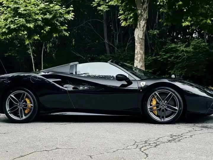 ferrari 488