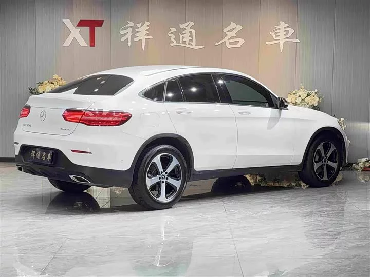 Mercedes-Benz GLC coupe