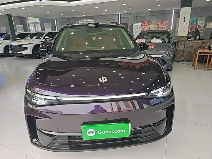 Leapmotor C16