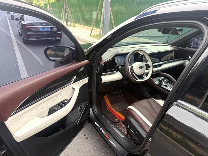 Geely Xingyue L
