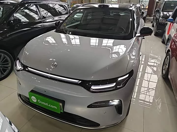Leapmotor Zero running C11