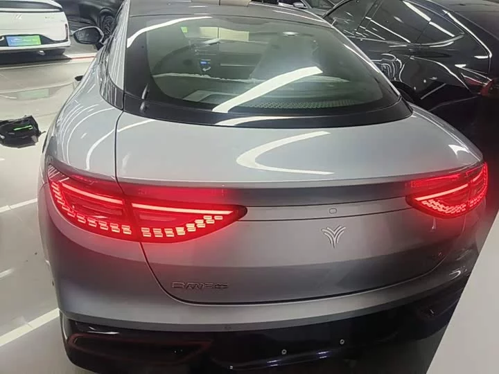 NETA Nezha GT