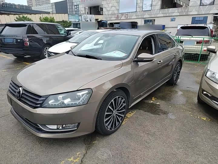 Volkswagen Passat