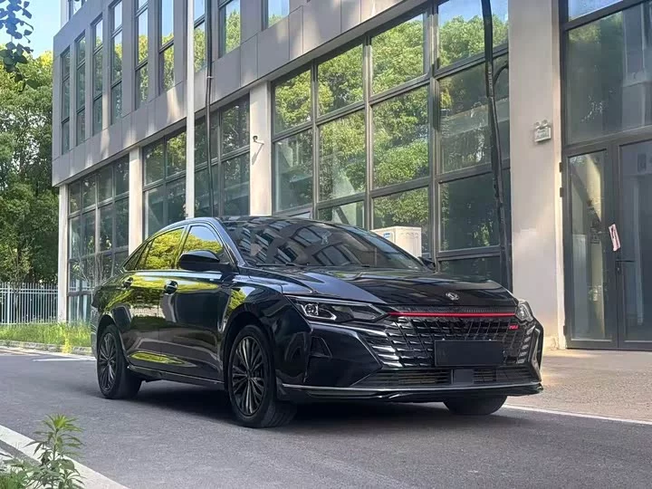 Dongfeng Yixuan MAX