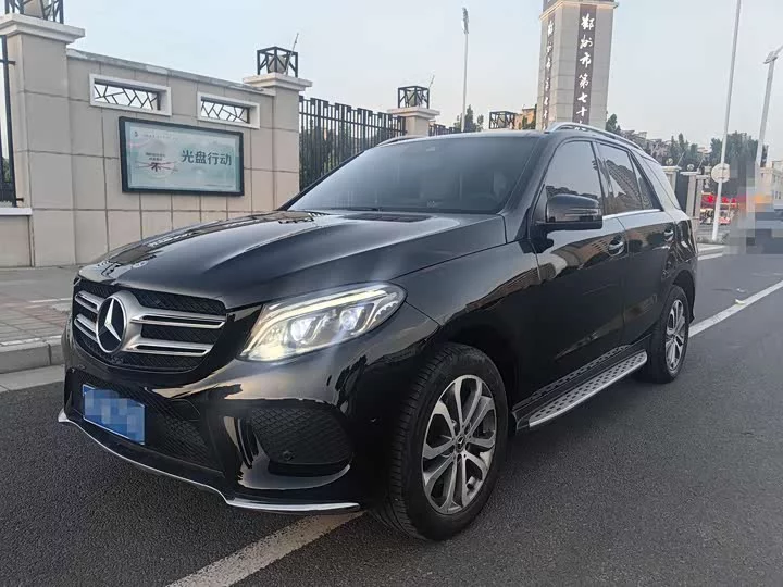 Mercedes-Benz GLE (Imported)