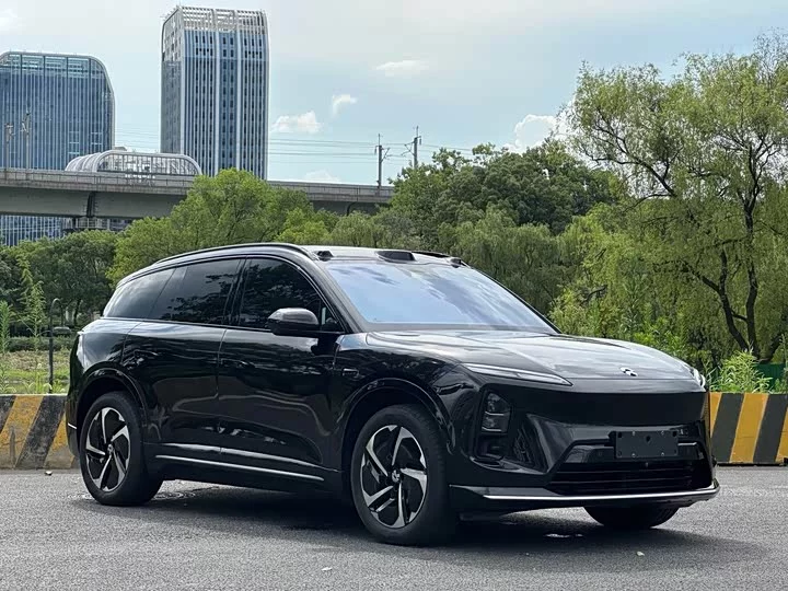 NIO ES6
