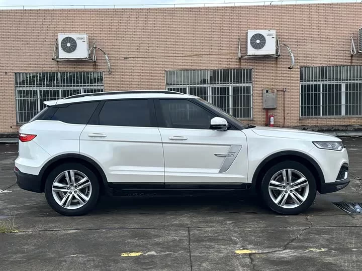 Zotye T700