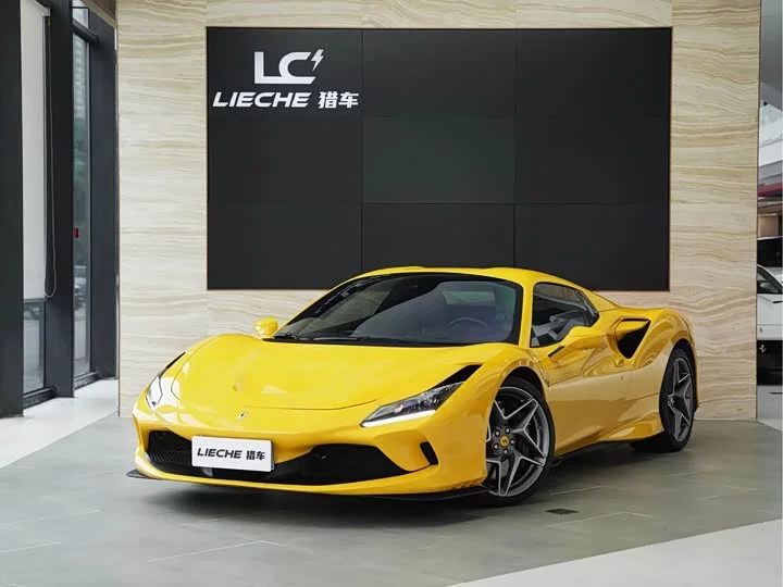 ferrari F8