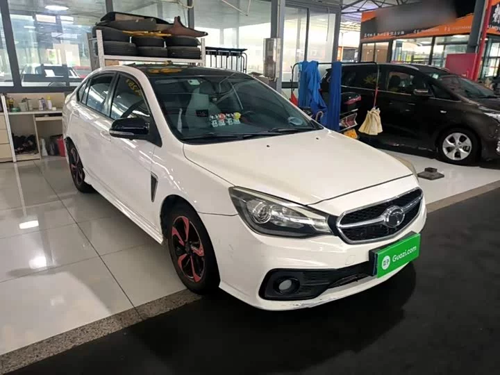 SOUEAST V5 Lingzhi
