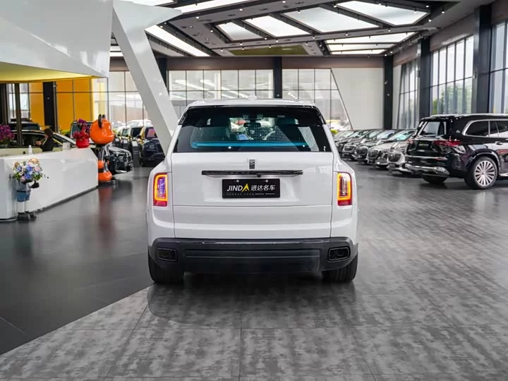 Rolls Royce Cullinan