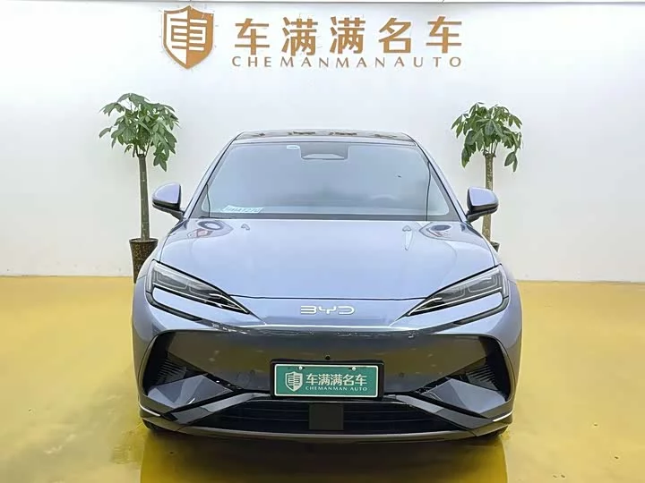 BYD Sea Lion 07 EV