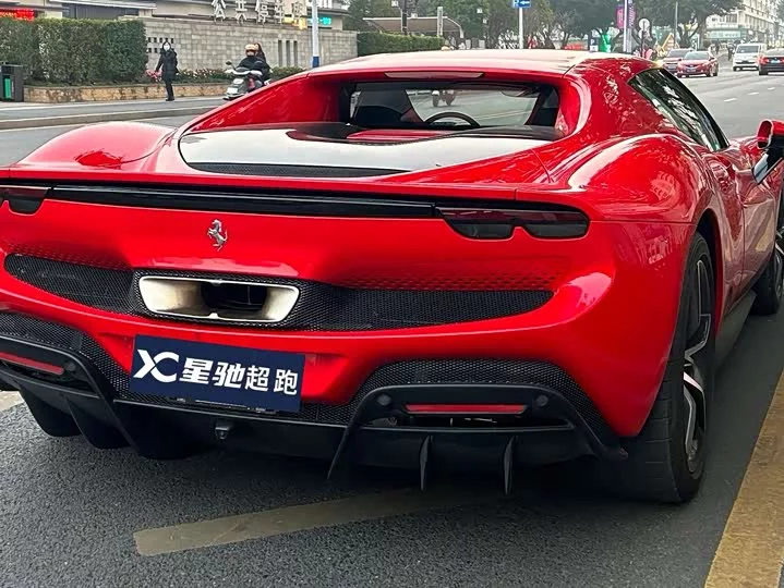 ferrari 296