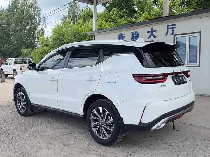 Geely Vision X6
