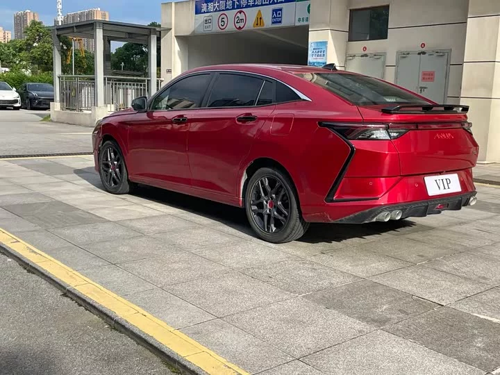 Dongfeng Yixuan